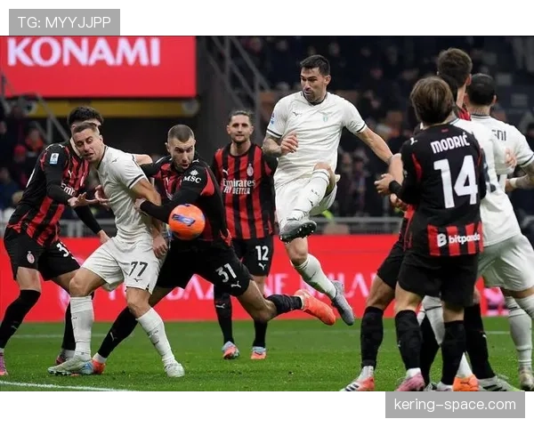 伤病更新:AC米兰官方确认莱奥将因腿筋伤势缺席与利物浦的次回合比赛 伤病更新:AC米兰官方确认莱奥将因腿筋伤势缺席与利物浦的次回合比赛